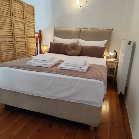 Апартаменти Greenview Chania Center Luxury *